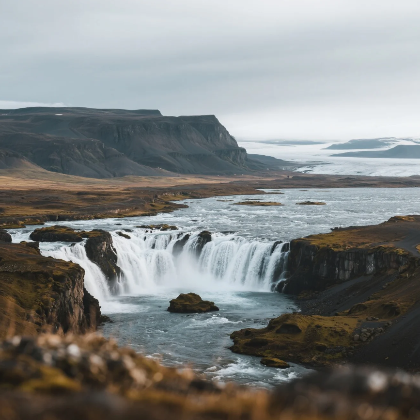 Icy Wonders and Fiery Trails Exploring Iceland and Greenland’s Natural Magic